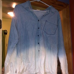 Size XXL. Button down shirt.